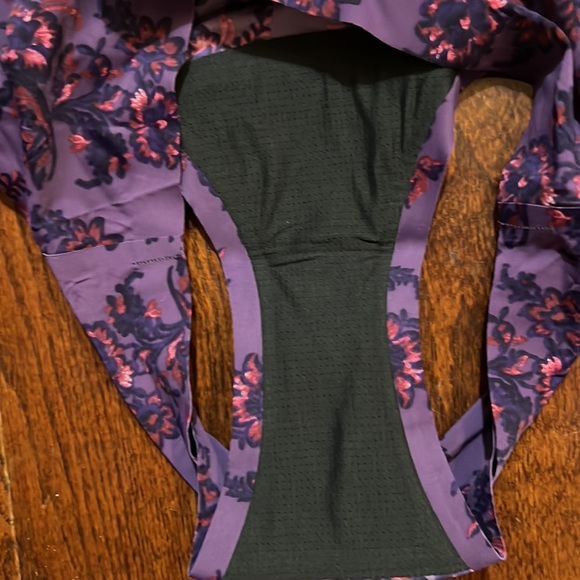 Two pairs of Anna Sui x Knix Autumn Evenings Essential Bikini brand new size med - Picture 6 of 6